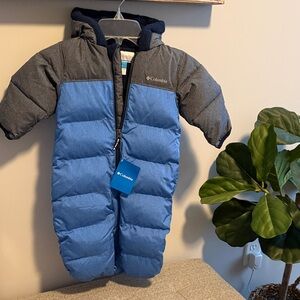 NWT Columbia infants 6-12 months Snowsuit